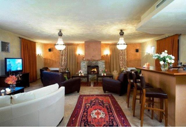 La Casa Rossa Otel Prínos Dış mekan fotoğraf